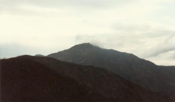 19 Tobbio sagoma e nebbie